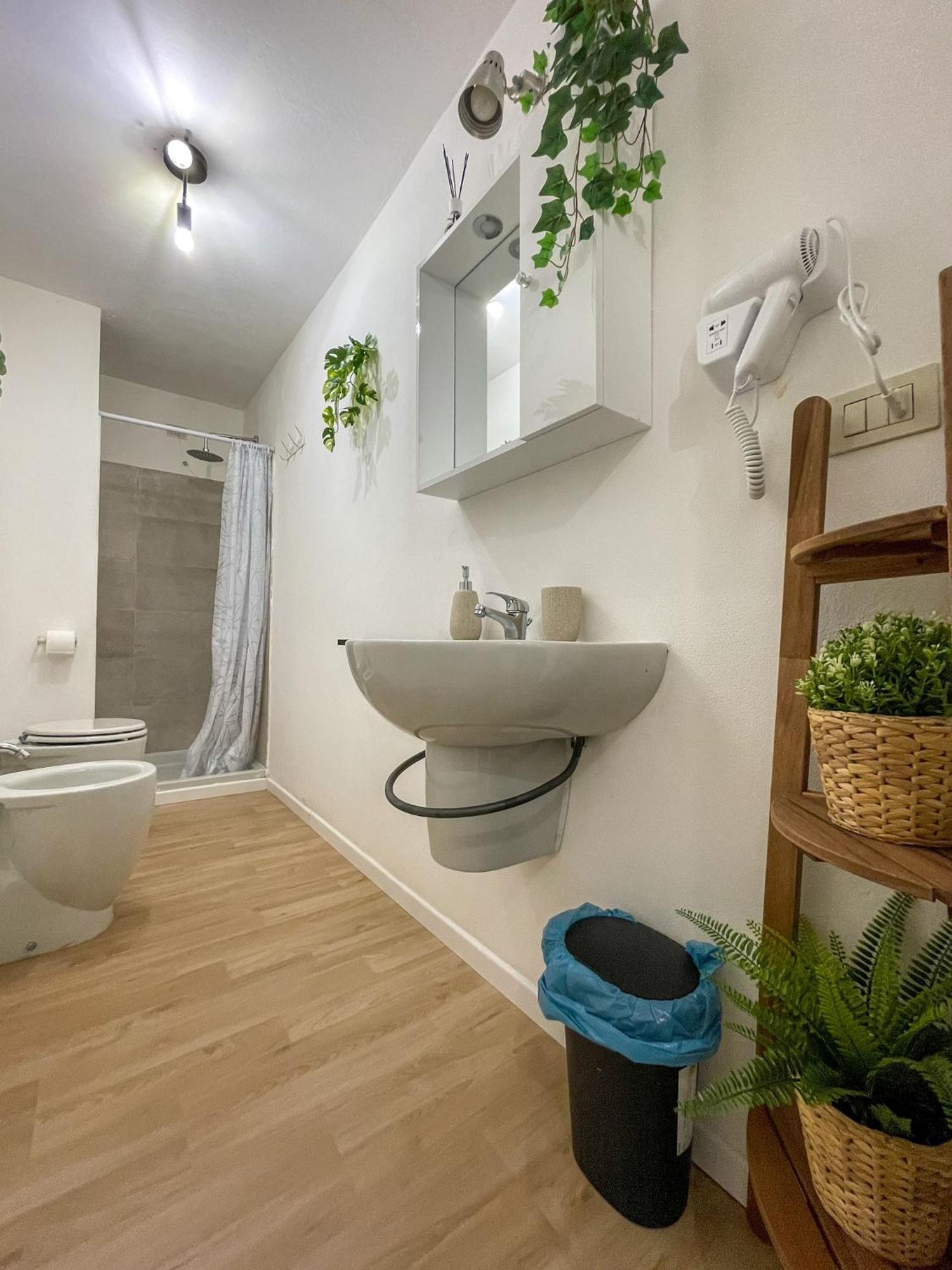 Home In Town - Home In City Life Near San Siro Stadium Milán Exterior foto